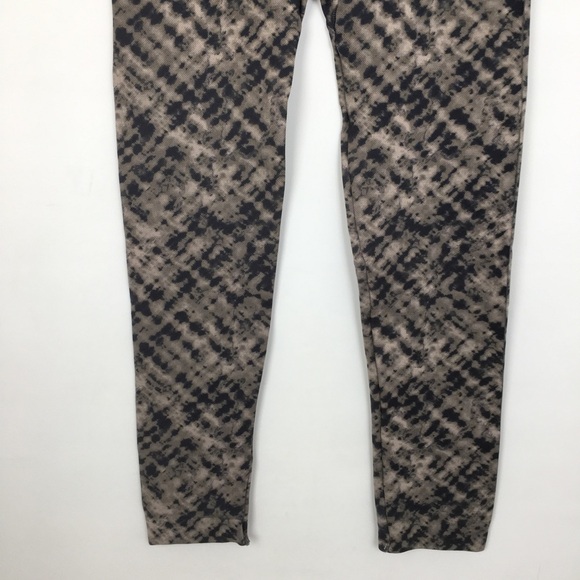 Spanx Capri Leggings Women’s Size Large Gray Acid Wash - Picture 3 of 9